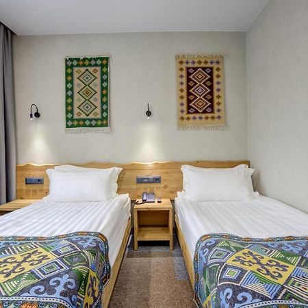 My Hotel บิชเคก ภายนอก รูปภาพ