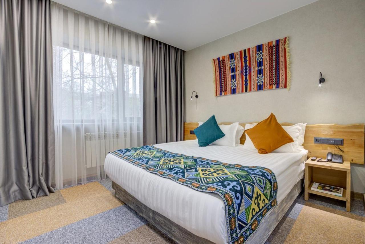 My Hotel บิชเคก ภายนอก รูปภาพ